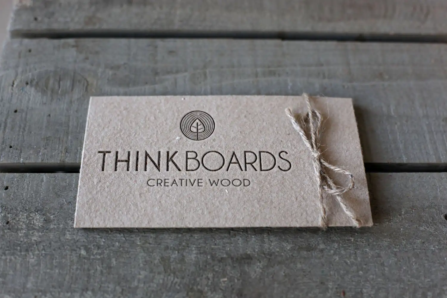 diseño logotipo marca think boards estudio diseño valencia